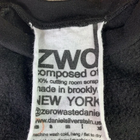 Zero Waste Daniel Black All Over Re-Roll Long Sleeve Sweater XS Unisex - Picture 7 of 9